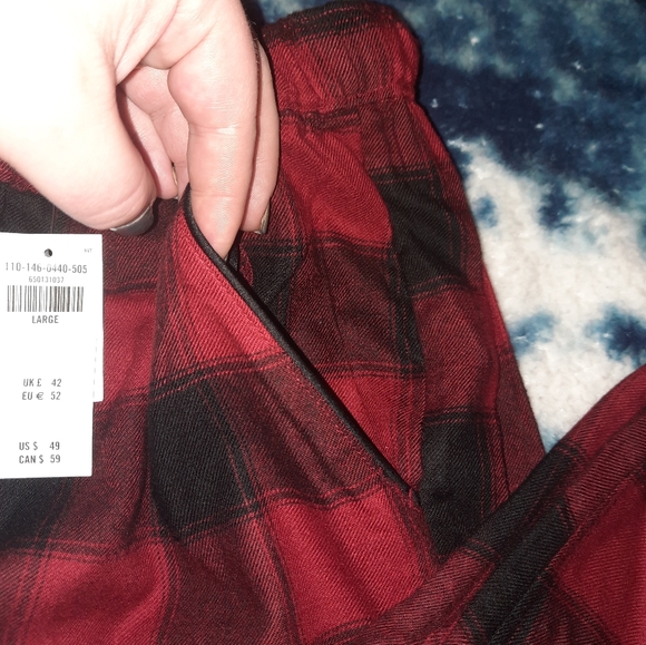 Abercrombie & Fitch Plaid Pajama Set - Picture 5 of 5